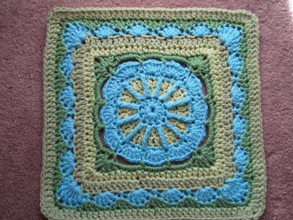 Gretchen Afghan Square