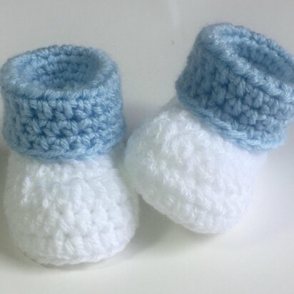 Cuffed Baby Booties