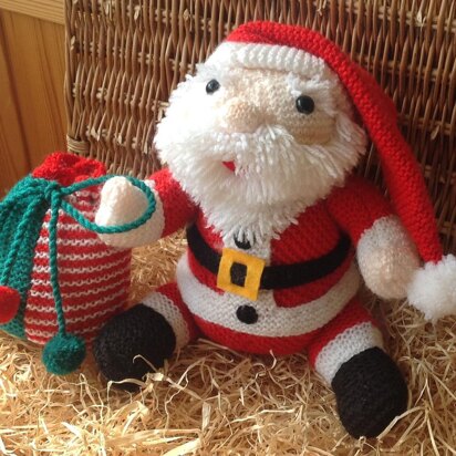 Knitted Square Santa