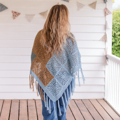 The Fibre Co. Perpetual Dawn Shawl PDF