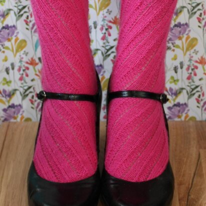 Sara Elin socks - knitting pattern