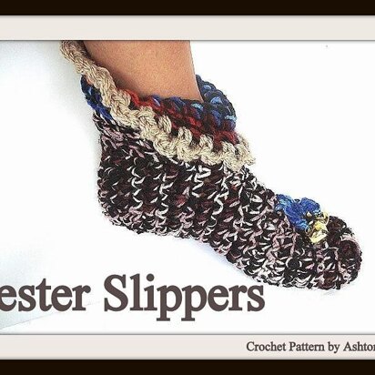 Jester Slippers | Crochet Pattern by Ashton11