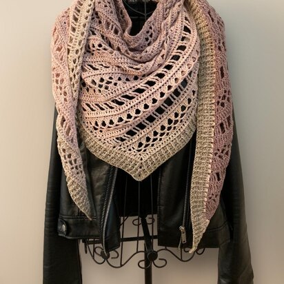 Flat Triangular Scarf "Delia"