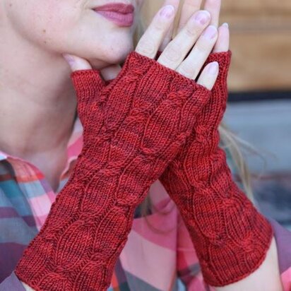 Interwoven Mitts