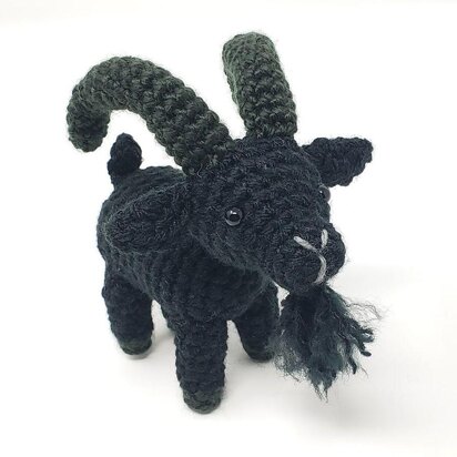 Gothic Goat Amigurumi