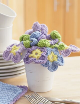 Pansy Bouquet in Lily Sugar 'n Cream Solids