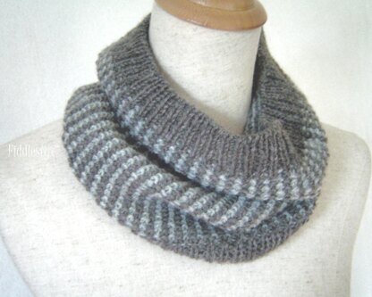 Luna Reversible Hat / Cowl Set