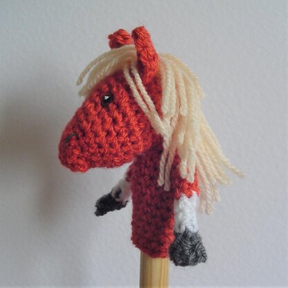 Horse finger puppet