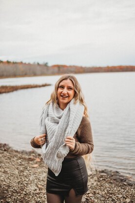 Maija Crochet Triangular Shawl