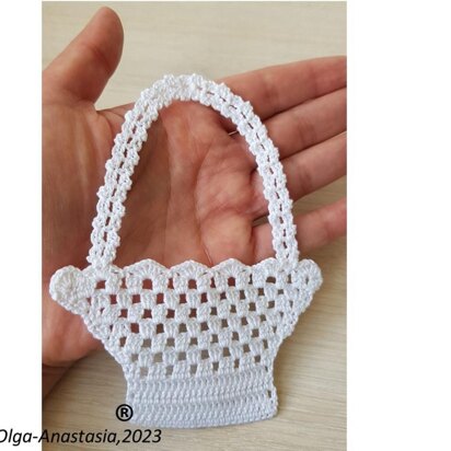 White crochet basket