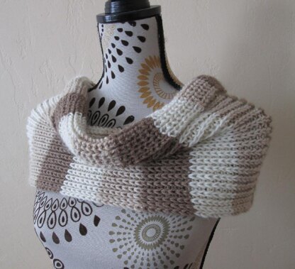 Shades of Beige Cowl