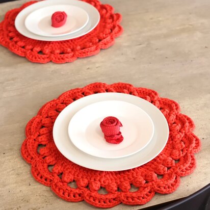 Candy Apple Placemats in Circulo Premium T-shirt Yarn - Downloadable PDF