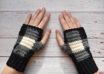 Mod Buffalo Plaid Fingerless Gloves