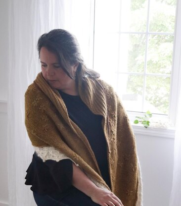 Rue Montaigne Shawl