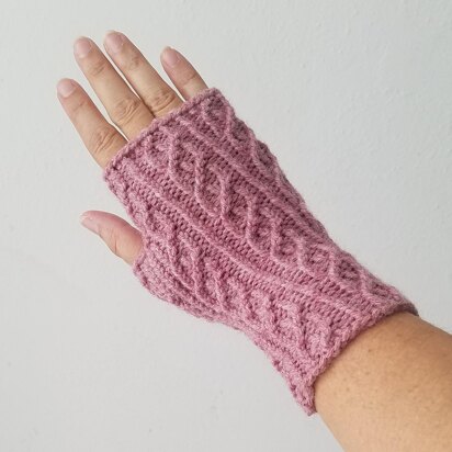 Plume Fingerless Gloves