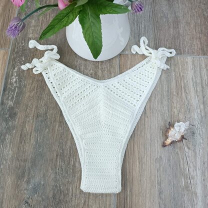 Vera crochet panties