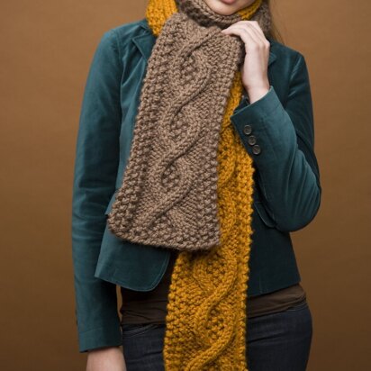 Mixed Message Scarf in Lion Brand Wool-Ease Thick & Quick - 90023AD