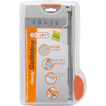 Tonic Studios Guillotine Trimmer 8.5" - 266379