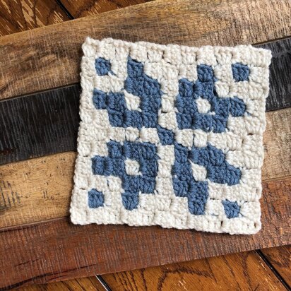 Nordic Snowflake Blanket Square