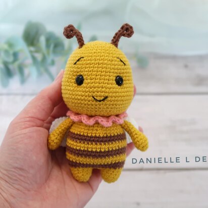 Kimi the Bee amigurumi