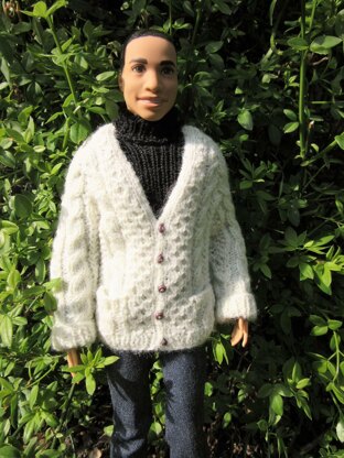 1:6th scale Man's Aran cardigan