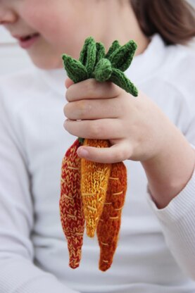 Knitted carrot: Easter Spring Decor