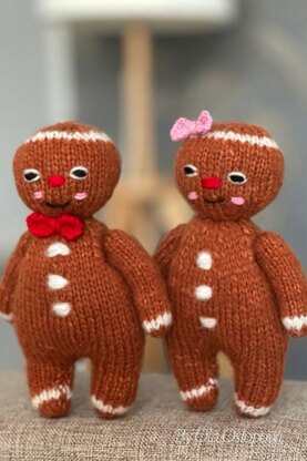 Gingerbread Man knitting toy pattern - 2 needles version