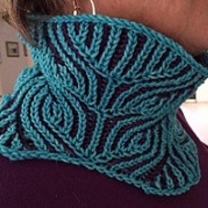 Brioche Owl Cowl - knitting pattern