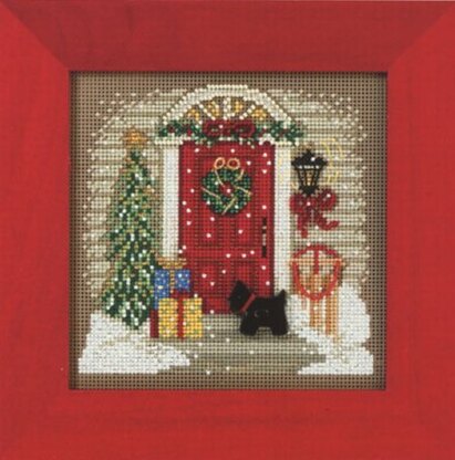 Mill Hill Home for Christmas Cross Stitch Kit - 12.5cm x 12.5cm