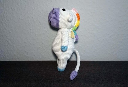 Crochet Pattern for the Rainbow Horse!