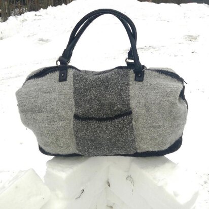 Musky Weekender Felted Bag