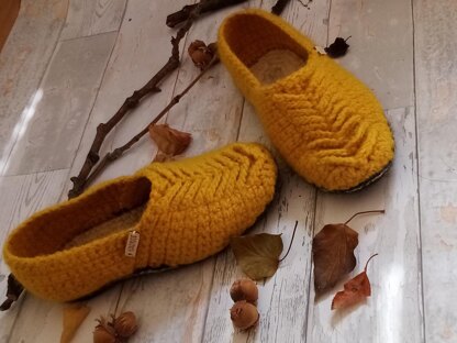 Herringbone slippers