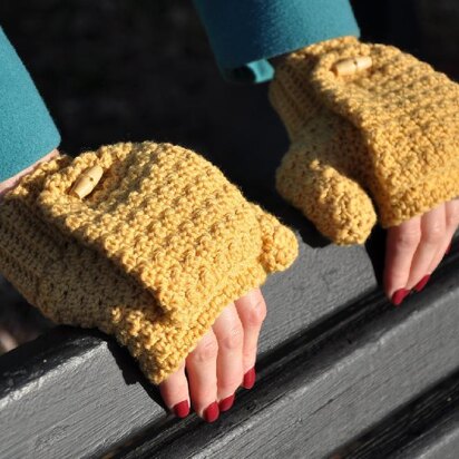 Warm Mustard Mitts