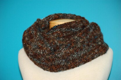 Broken Rib Cowl