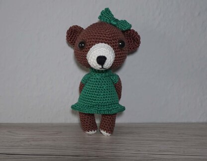 PDF Amigurumi Häkelanleitung Teddydame Lucie