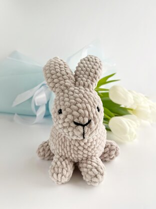 Crochet bunny plush toy Amigurumi pattern Easter rabbit