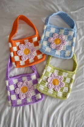 Crocheted checked flower bag