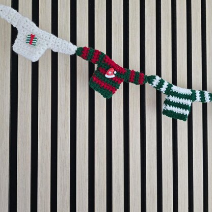 Mini sweater (jumper)