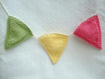 Summer Bunting Tea Cosy and Bunting