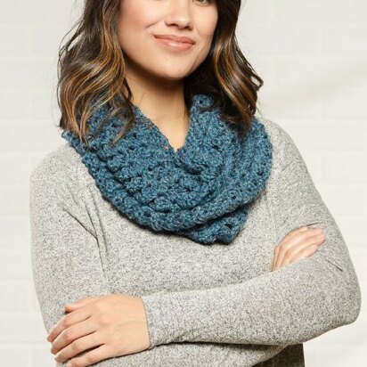 Open Fan Stitch Cowl in Premier Yarns Bamboo Chunky - Downloadable PDF