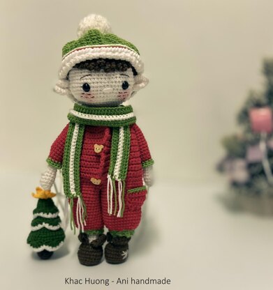 Lucky - Th Christmas doll