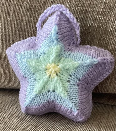 "Christmas Eve Star" - Knitting Pattern For Christmas in Paintbox Yarns Simply DK - DK-XMAS-KNIT-001