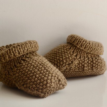 Moss Stitch Baby Boots