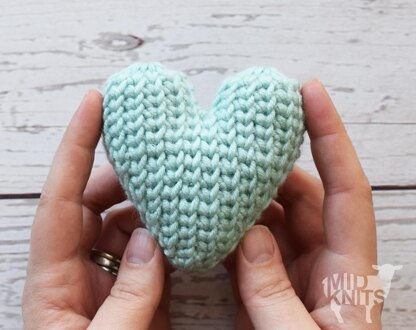 Embroider My Heart Ornament (2018006)