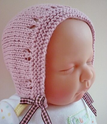 Erin - A vintage style baby bonnet