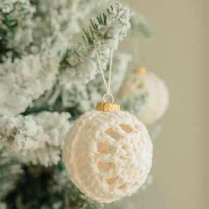 Wintertide Christmas Ornaments