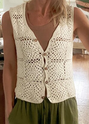 A Square-with-me Vest