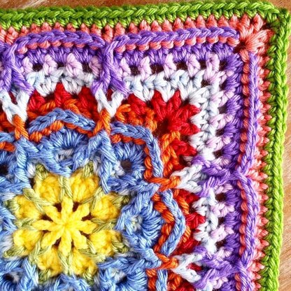 Lucky Thirteen Granny Crochet pattern by Mad Mad me