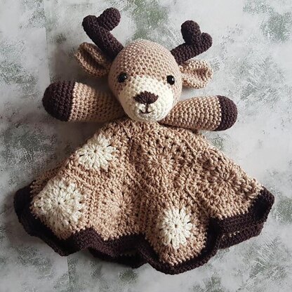 Crochet deer blanket discount pattern