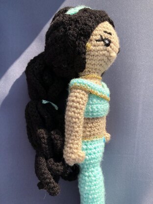 Jasmin amigurumi doll